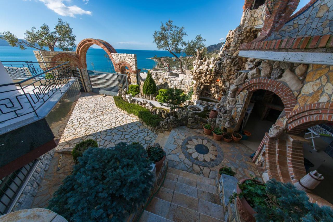 Hotel Artisti Vlora Kültér fotó
