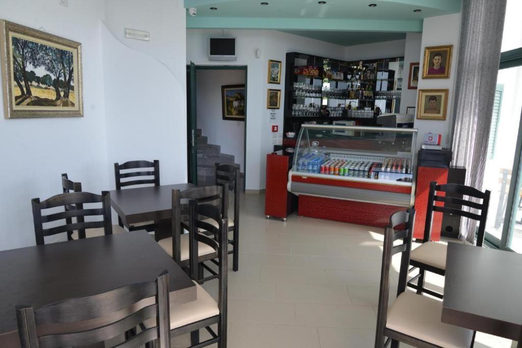 Hotel Artisti Vlora Kültér fotó