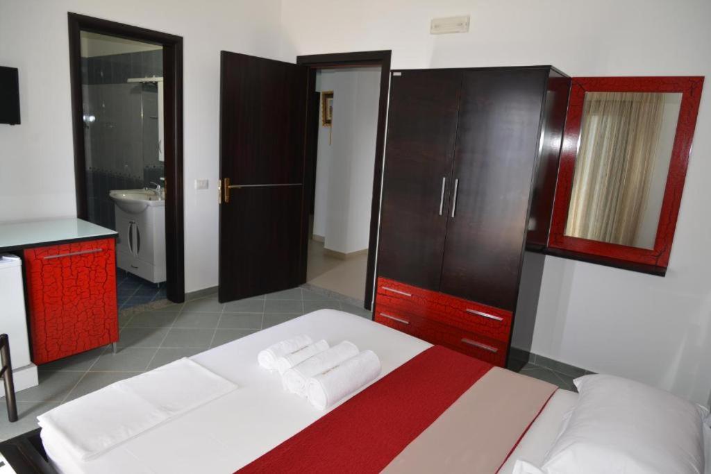 Hotel Artisti Vlora Kültér fotó